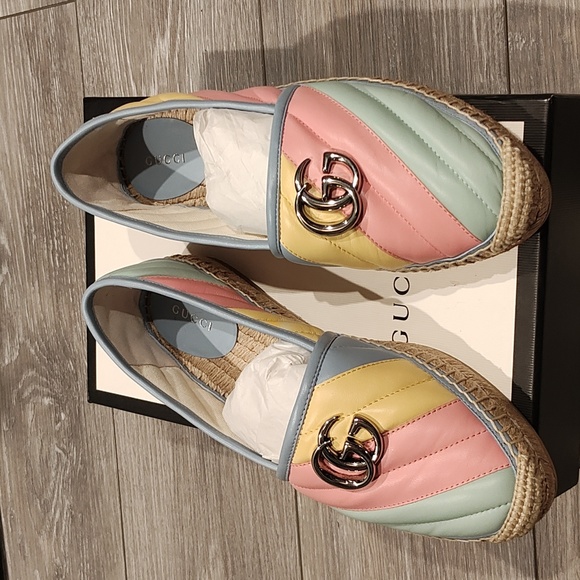 Brand New - Picture 2 of 4